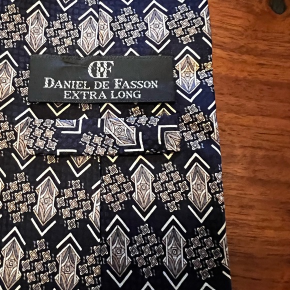 Daniel De Fasson Tie - Extra Long Blue Geometric Silk Necktie - Men's Classic - Picture 2 of 3